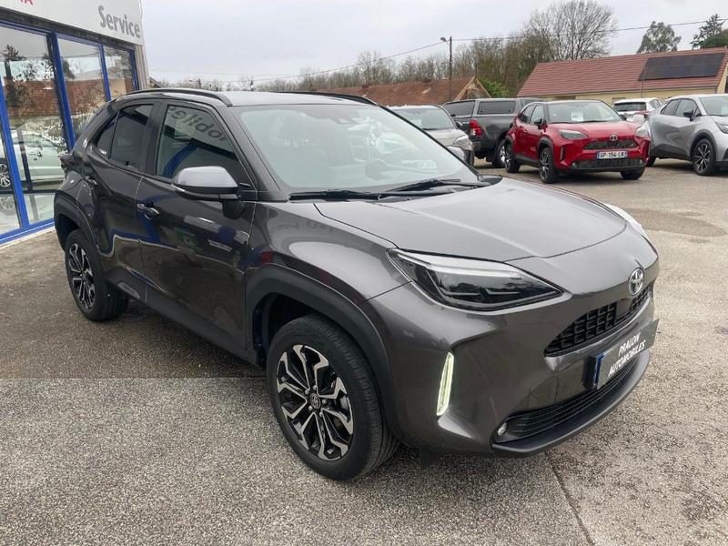 Toyota Yaris Cross Hybrid 116h - Bv Cvt (My22) Design
