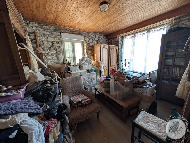 Maison - 229 m² - 8 pièces