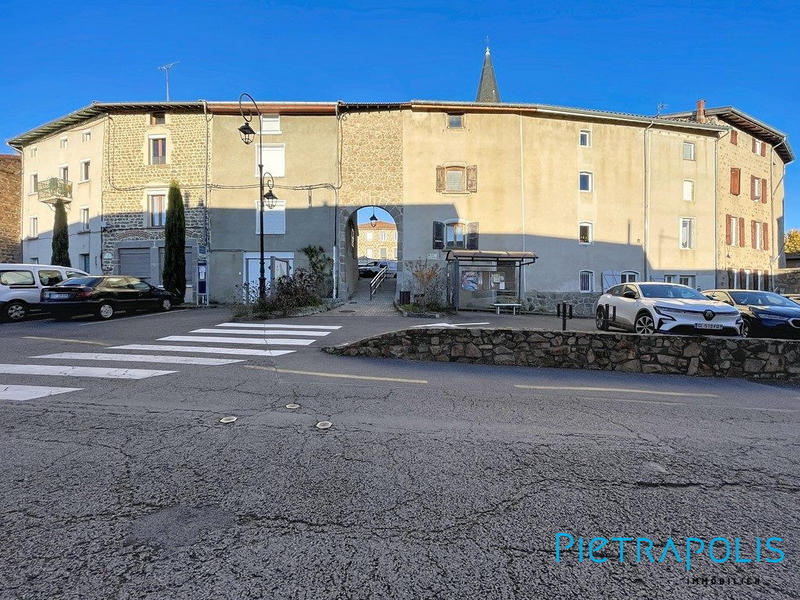 Maison - 90 m² - 3 pièces