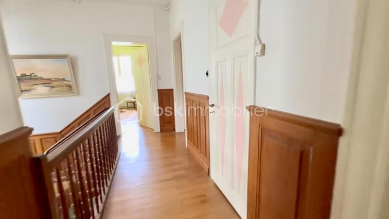 Demeure - 320 m² - 12 pièces