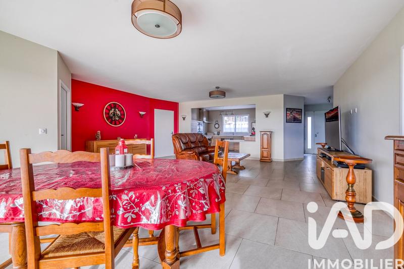 Maison - 192 m² - 10 pièces