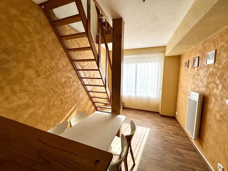 Maison - 149 m² - 8 pièces