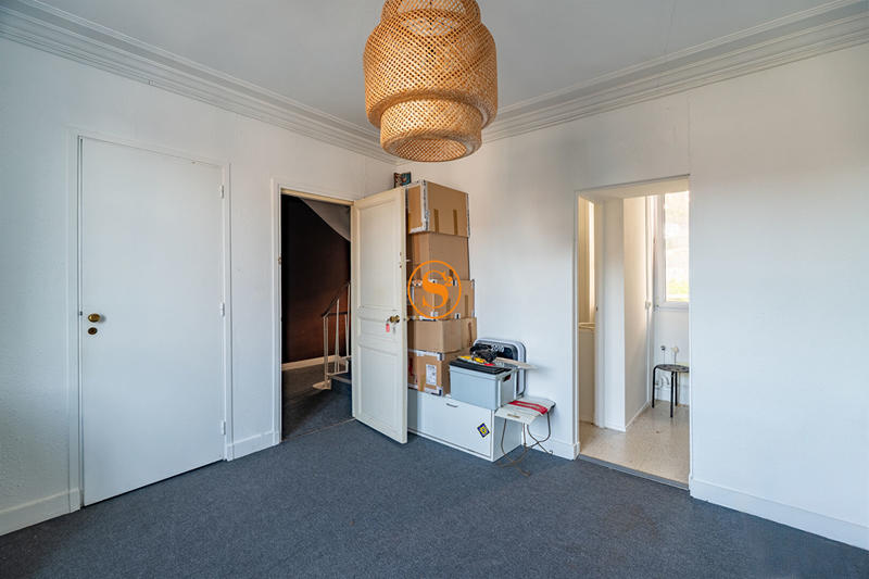 Immeuble - 4 pièces