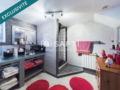 Maison - 131 m² - 6 pièces
