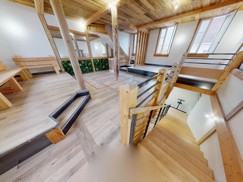 Local commercial - 100 m² - 5 pièces