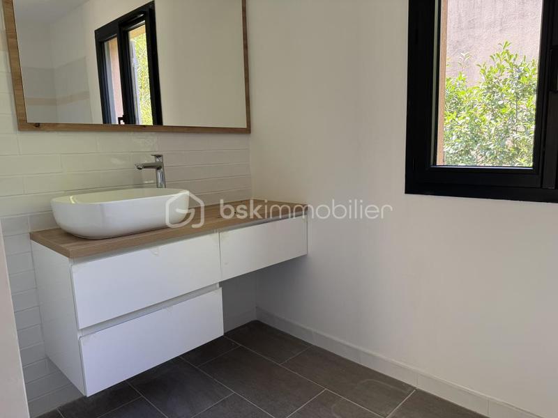 Maison - 170 m² - 6 pièces