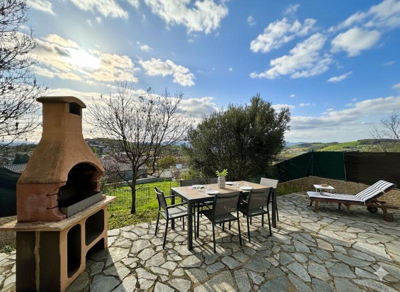 Maison - 93 m² - 4 pièces