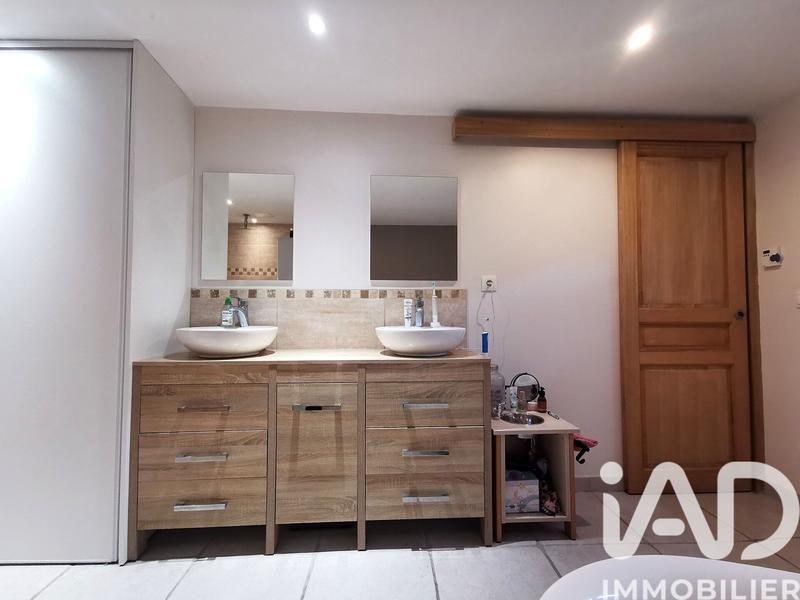 Maison de village - 171 m² - 8 pièces