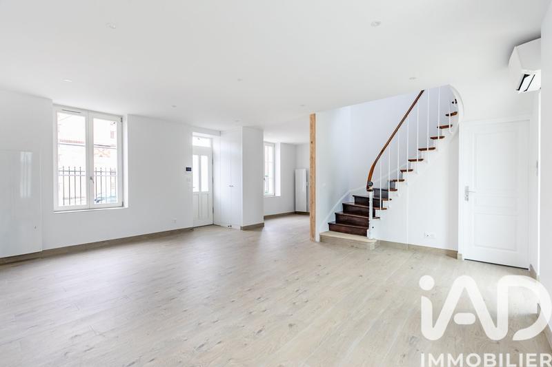 Maison - 140 m² - 6 pièces