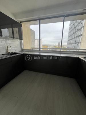 Appartement - 83 m² - 3 pièces