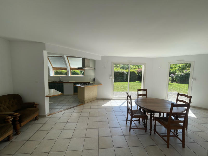 Maison - 144 m² - 6 pièces