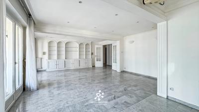 Appartement - 115 m² - 4 pièces