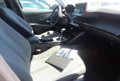 Peugeot 208 100 s&amp;S Bvm6 Allure