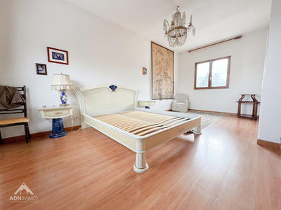 Maison - 193 m² - 7 pièces