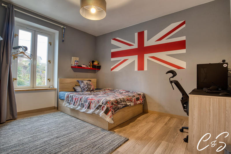 Maison - 101 m² - 4 pièces