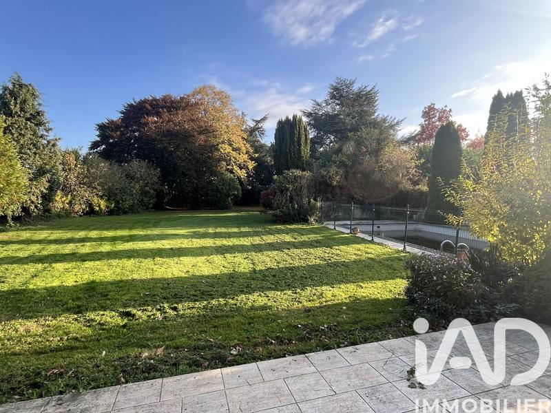 Maison de village - 236 m² - 9 pièces