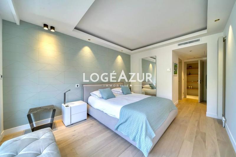 Appartement - 138 m² - 4 pièces