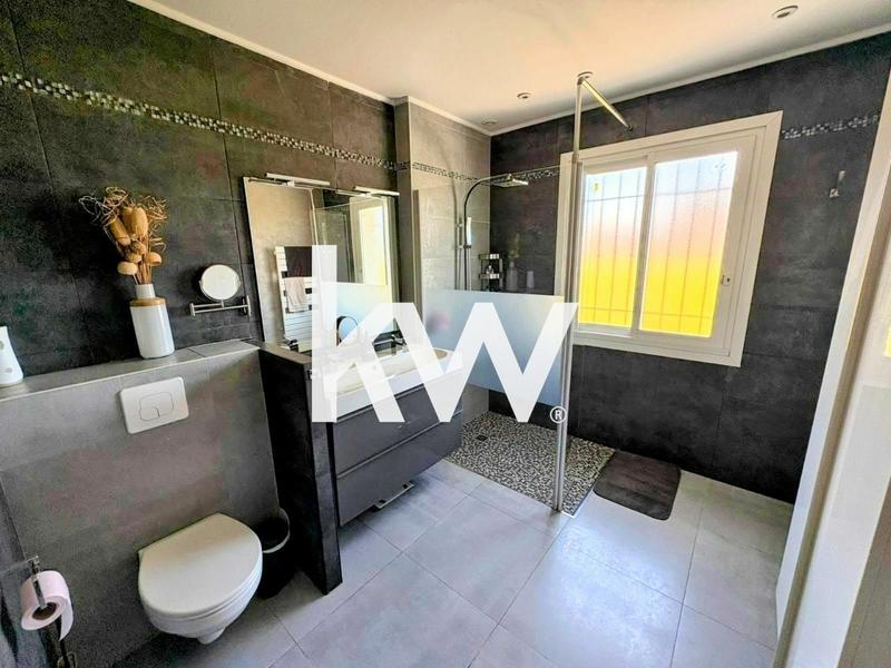 Maison - 153 m² - 6 pièces