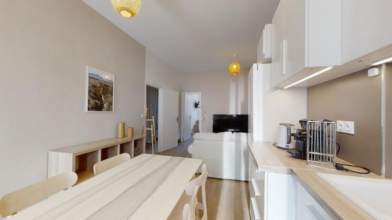 Appartement - 65 m² - 4 pièces