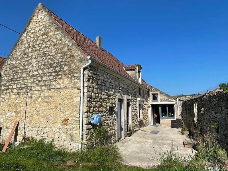 Maison - 122 m² - 6 pièces