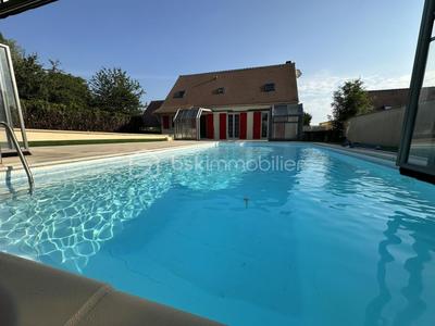 Maison traditionnelle - 160 m² - 6 pièces