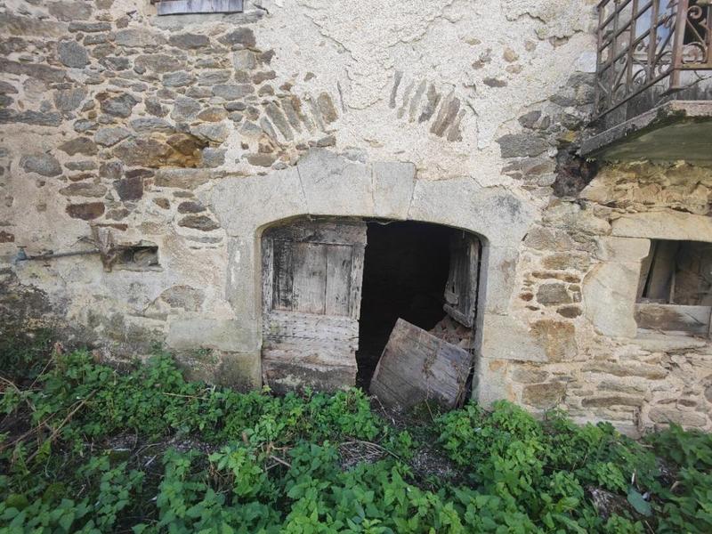 Corps de ferme - 300 m² - 7 pièces