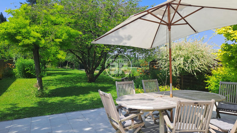 Maison - 170 m² - 7 pièces