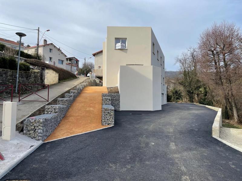 Maison - 84 m² - 4 pièces