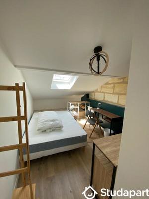 Chambre - 7 m² - 1 pièce