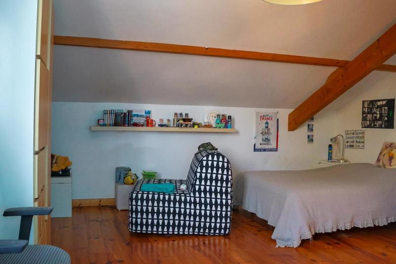 Villa - 190 m² - 6 pièces