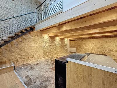 Maison - 200 m² - 5 pièces