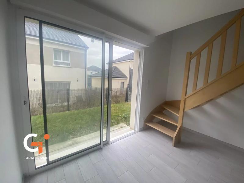 Maison - 95 m² - 4 pièces