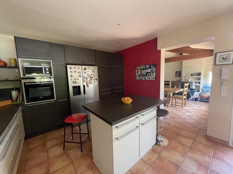 Villa - 165 m² - 6 pièces