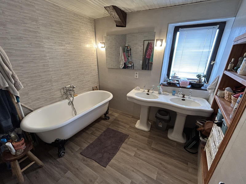 Maison de village - 110 m² - 5 pièces