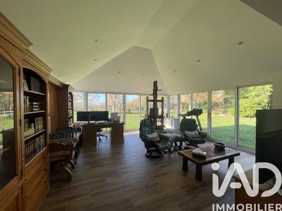 Maison - 197 m² - 8 pièces