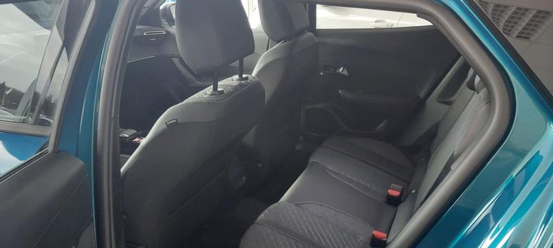 Peugeot 2008 II Hybrid 145 e-Dcs6 Allure