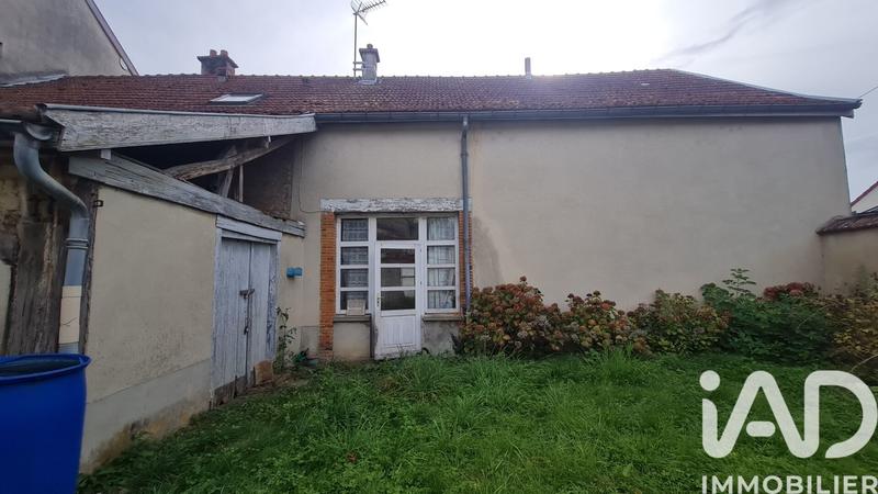 Maison - 225 m² - 10 pièces
