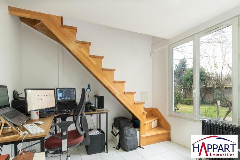 Maison - 230 m² - 10 pièces