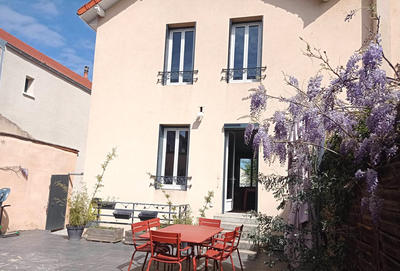 Maison - 98 m² - 5 pièces