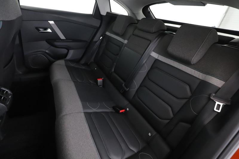 Citroën C4 1.5 Blue-HDi Shine Eat8 131 ch