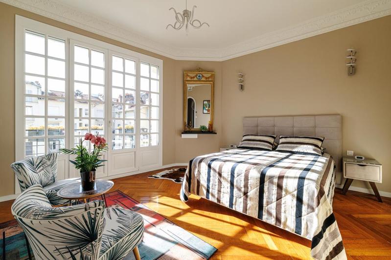 Appartement - 136 m² - 4 pièces