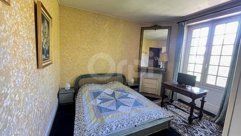 Maison de maîtres - 230 m² - 9 pièces