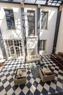 Immeuble - 600 m² - 14 pièces