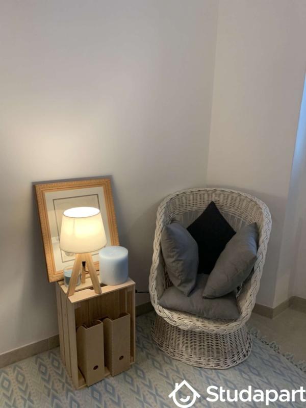 Chambre - 13 m² - 1 pièce