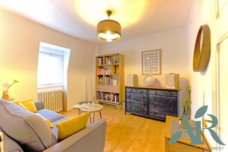 Appartement - 96 m² - 5 pièces