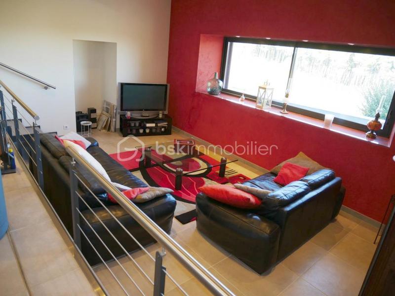 Demeure - 316 m² - 7 pièces