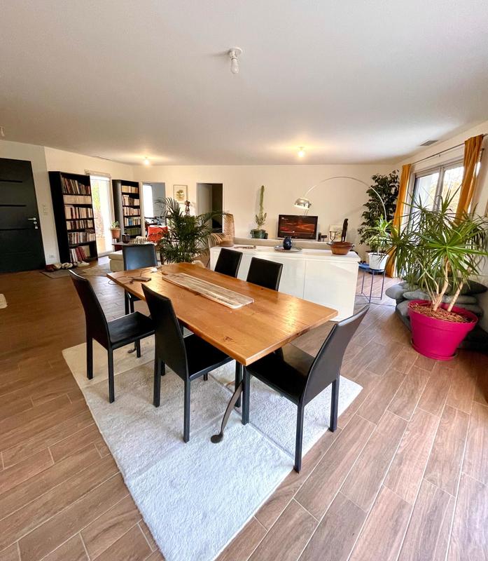 Maison - 145 m² - 6 pièces