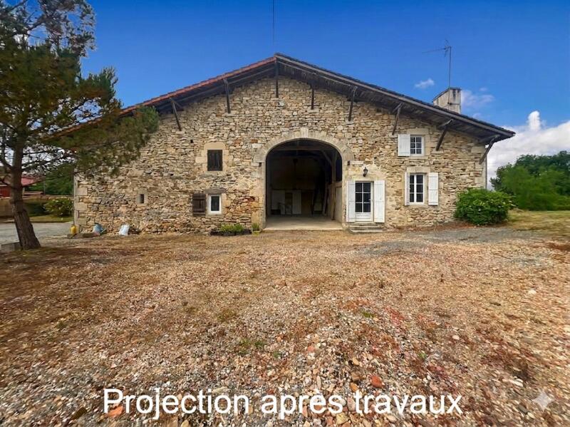 Maison - 230 m² - 6 pièces