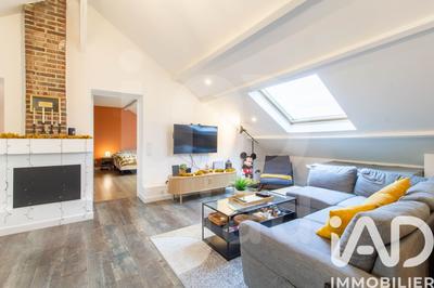 Loft - 83 m² - 3 pièces