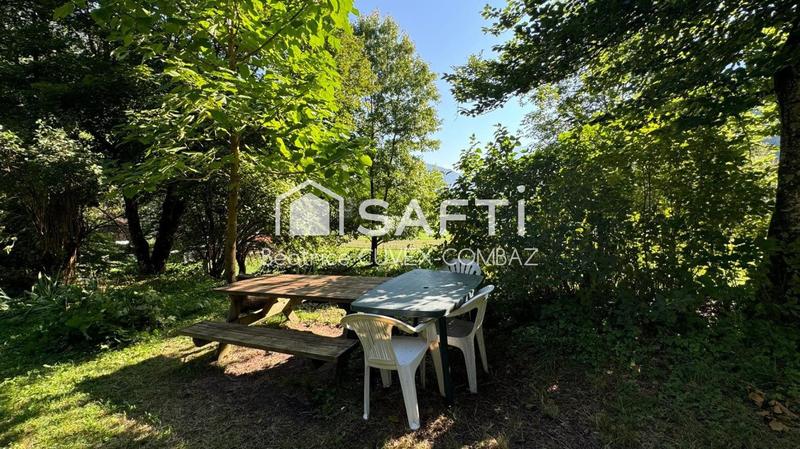 Maison - 195 m² - 7 pièces